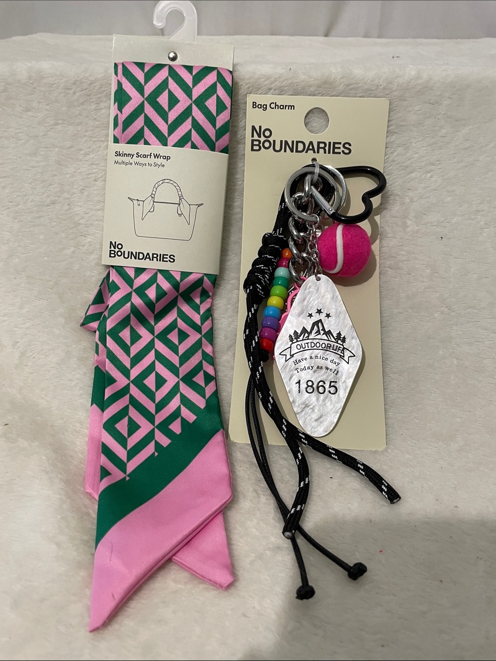 🆕No Boundaries Pink & Green bag scarf and Tennis 🎾 themed Bag Charm Keychain